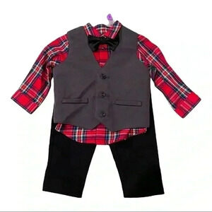 NWT Boys 3 piece bow tie set!! Size 12 months!! Great Holiday outfit!!